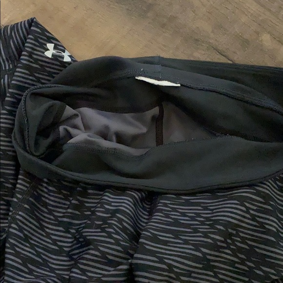 Striped Under Armour compression leggings - Picture 5 of 5